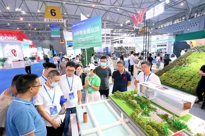 從“空中智能造樓機”到智慧環保材料 首屆川渝住博會上的建筑科技變革